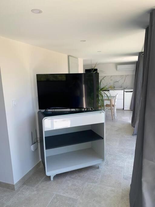 Terre De Lumiere 2. Apartment Nyons Bagian luar foto