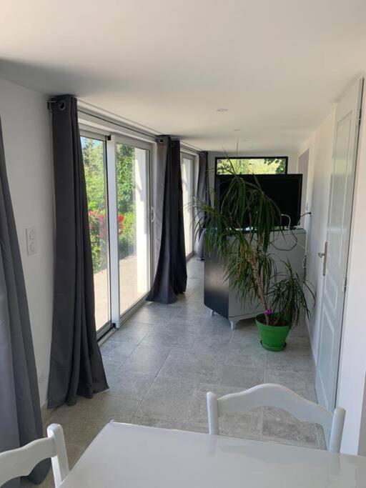Terre De Lumiere 2. Apartment Nyons Bagian luar foto