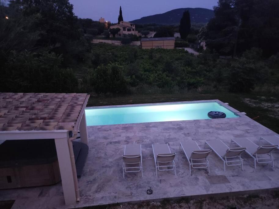 Terre De Lumiere 2. Apartment Nyons Bagian luar foto