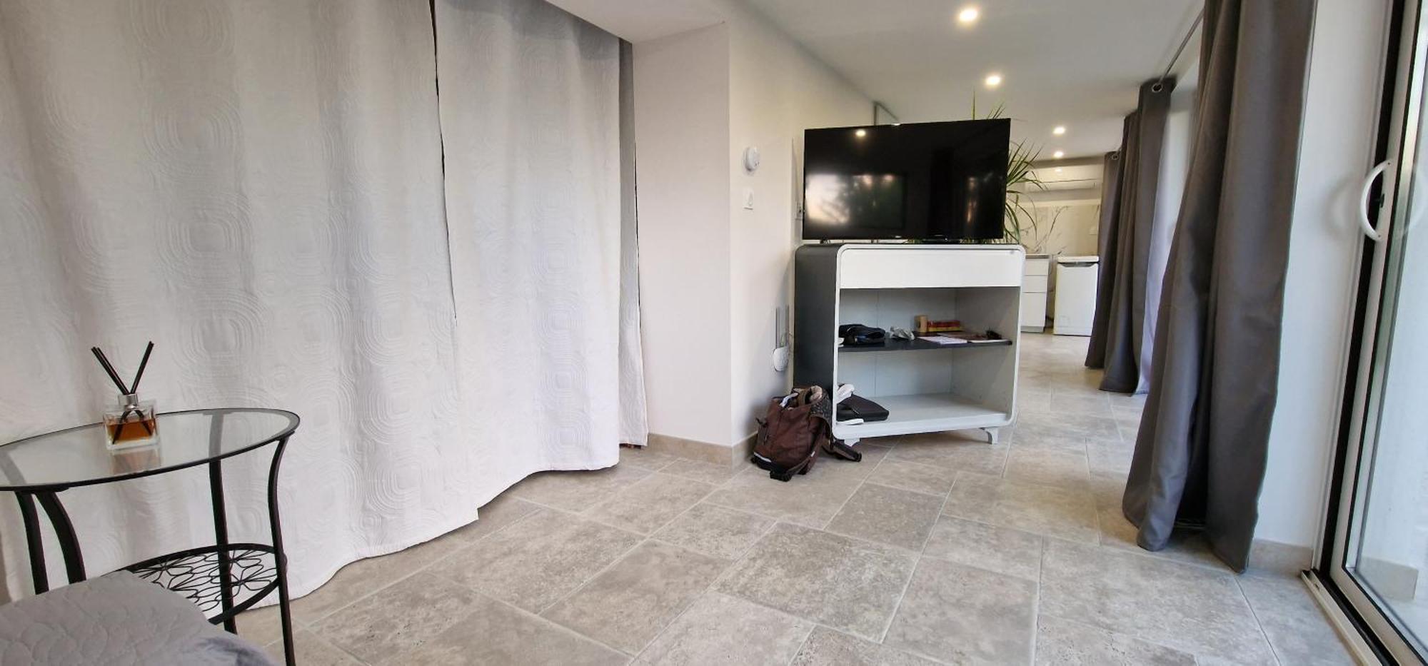 Terre De Lumiere 2. Apartment Nyons Bagian luar foto